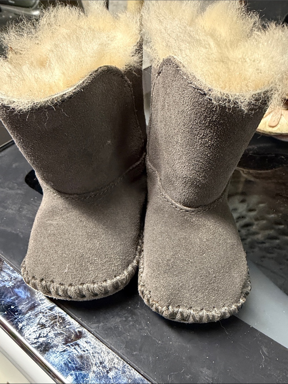 Ugg grey Suede Winter Boots with Sherpa Lining